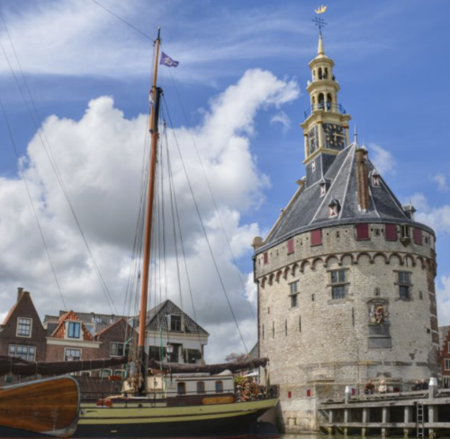 foto van de haven van Hoorn
